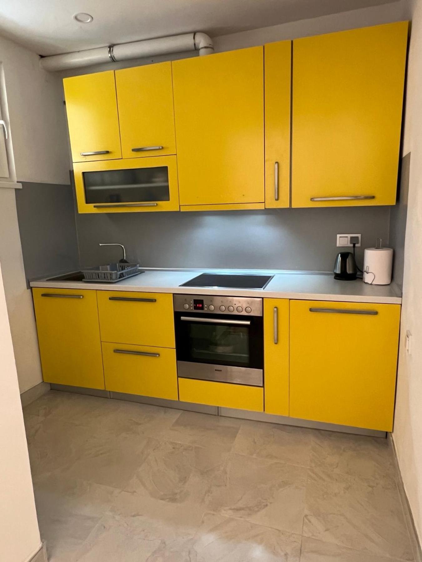 Sena Center Apartment *